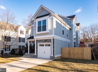 7947 Bolling Dr, Alexandria, VA 22308