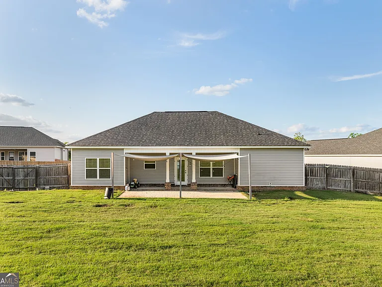 404 Ledford Way — Photo 4