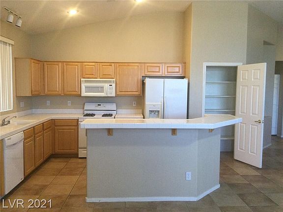 5th image of 1006 Arroyo Vista Ter