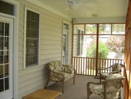 5th image of 1017 Washington Dr
