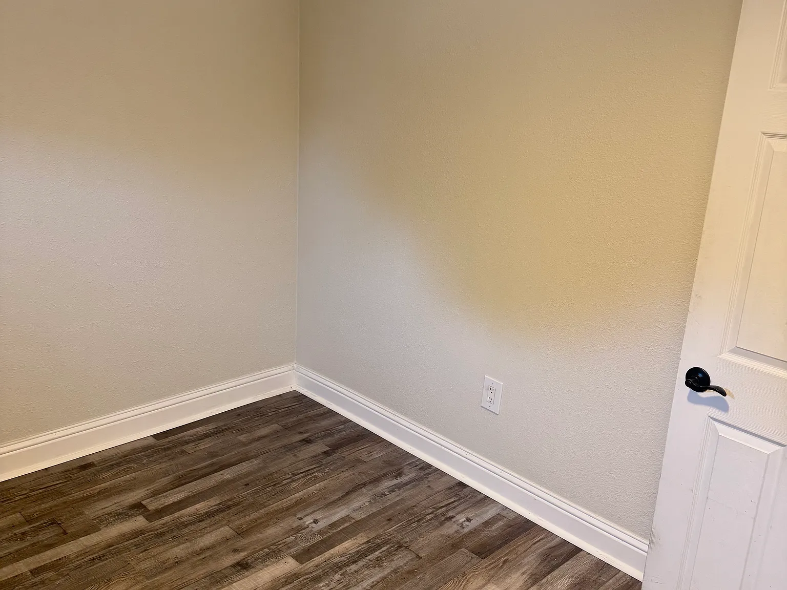1 bed, 600 sqft, $1,700 — Photo 2