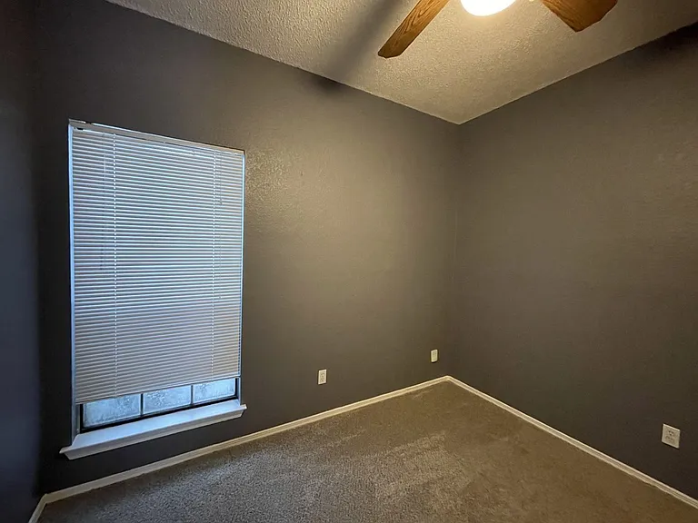 3028 Matterhorn Dr — Photo 12