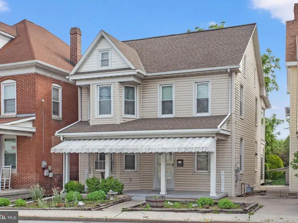 892 Baltimore St, Hanover, PA 17331