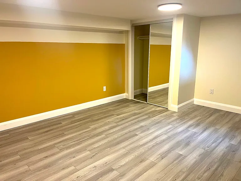 944 Fairlawn Ave #2 — Photo 18
