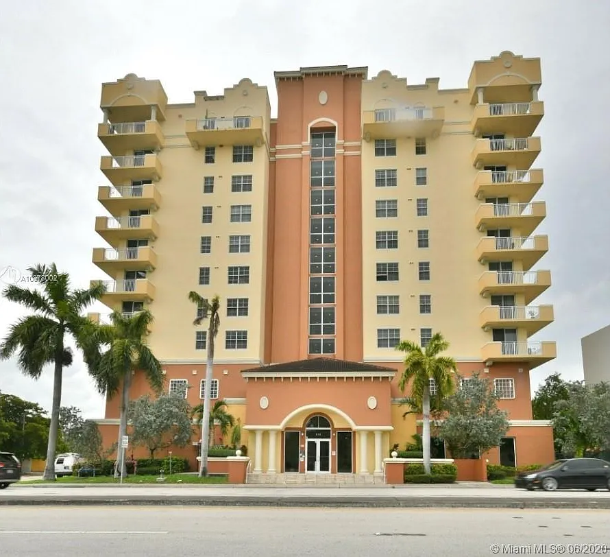 2 bed, 920 sqft, $2,650 — Photo 1