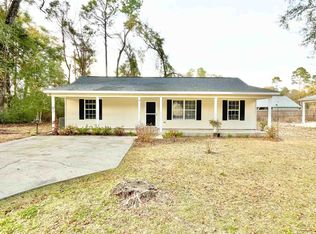 16 Arapaho Trl, Crawfordville, FL 32327