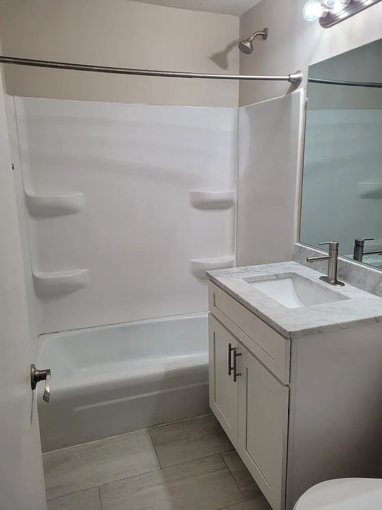 1 bed, 950 sqft, $1,150 — Photo 4