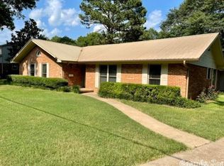 1000 N Hayes St, Searcy, AR 72143