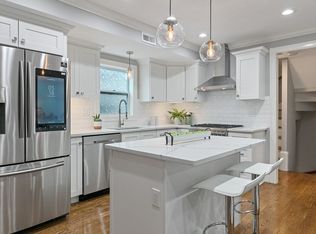 46 7th St #2, Cambridge, MA 02141