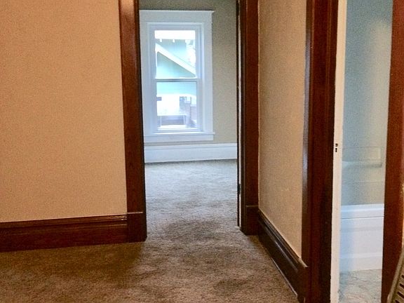 Hall between bathroom & bedr