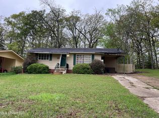 2879 Woodside Dr, Jackson, MS