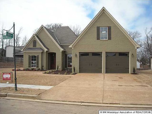 2nd image of 3521 N Avis Ln