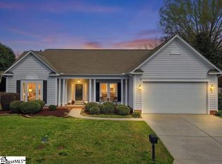 4 Willow Oak Ct, Simpsonville, SC 29681