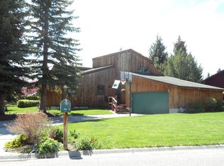 206 Circle Dr, Bozeman, MT 59715