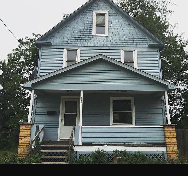 1st image of 790 Bonnie Brae Ave NE