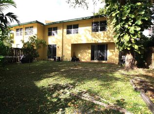 785 NE 195th St UNIT 785, Miami, FL 33179