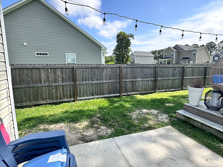 319 Adobe Ln — Photo 27