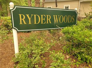 1 Marble Ln, Milford, CT 06460