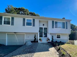 78 Pitman Rd, Warwick, RI 02886