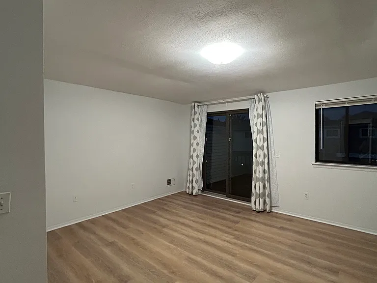 279 Kell Ave — Photo 9