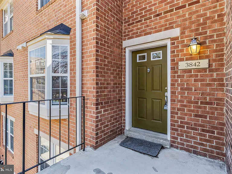 3842 Chesterwood Dr #3842 — Photo 24