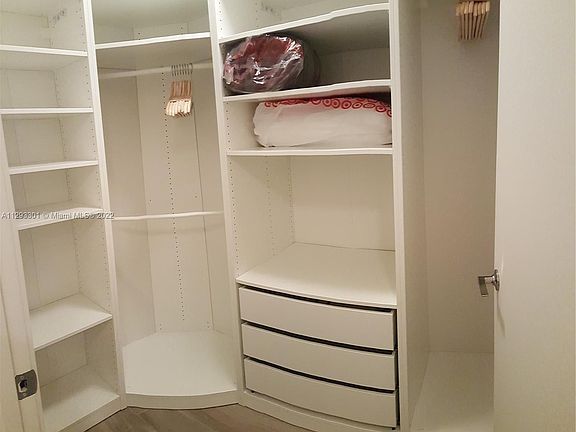 4th image of 999 SW 1st Ave APT 1901