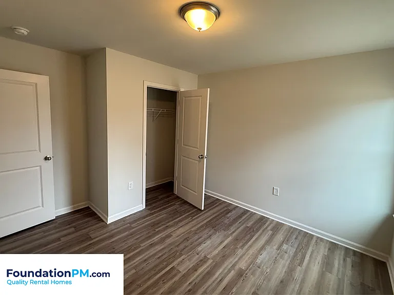 1398 E Barton Ave — Photo 15