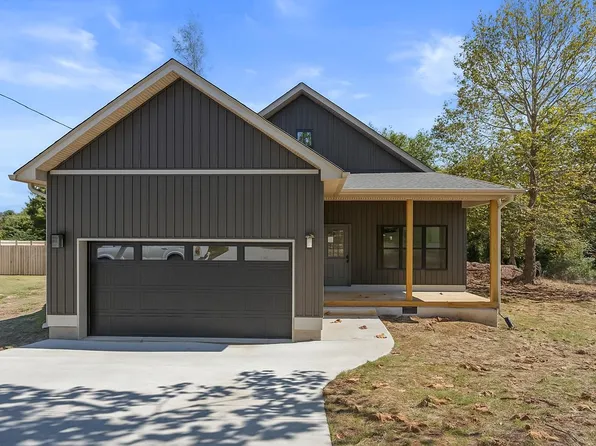 1112 Probasco St, Lafayette, GA 30728