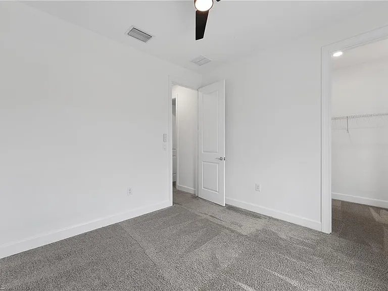 4341 Sonoma Oaks Cir — Photo 9
