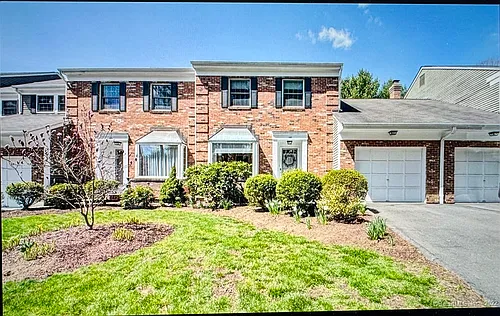 136 Tunxis Vlg #136 Photo 1