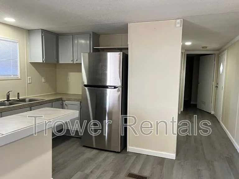 2412 Sun St — Photo 40