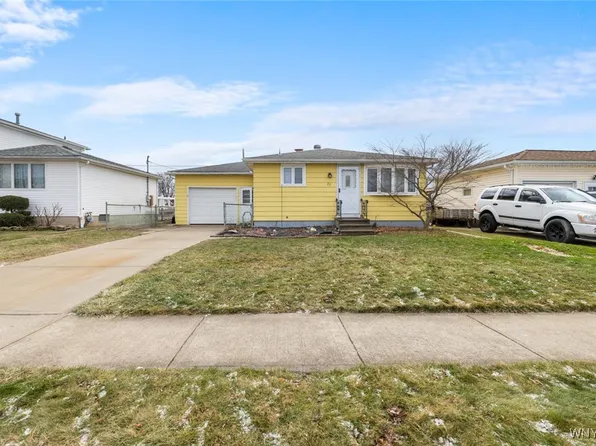 27 Basswood Dr, Cheektowaga, NY 14227