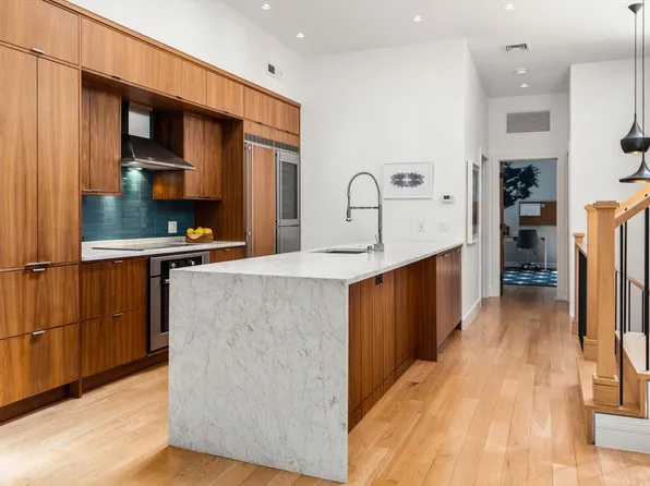 251 Beacon St APT 6, Boston, MA 02116