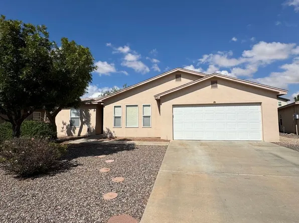 5727 Pecan Ln, Las Cruces, NM 88011