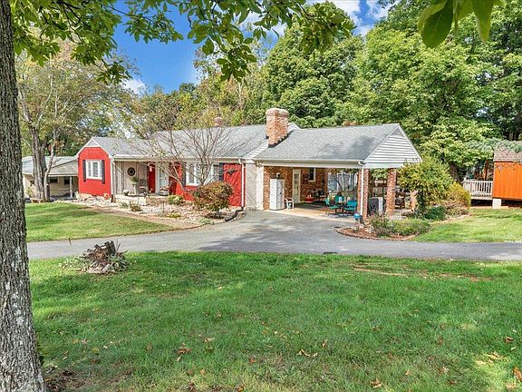 3rd image of 347 Beechwood Dr