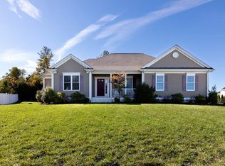 3 Hickory Ln, Bridgewater, MA 02324