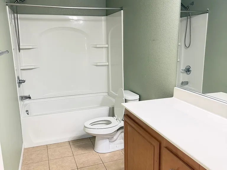 5450 Pinecroft Dr — Photo 23