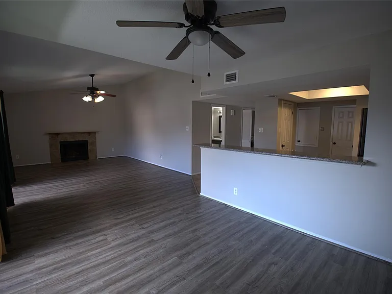 4444 Victory Dr #1208 — Photo 6