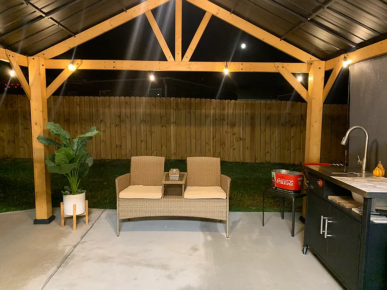2250 Getty Dr — Photo 4