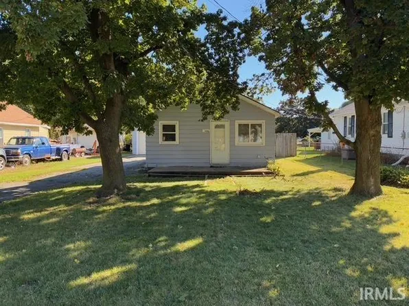 2106 N Byrkit St, Mishawaka, IN 46545