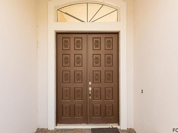 3rd image of 14 Malaga Ct