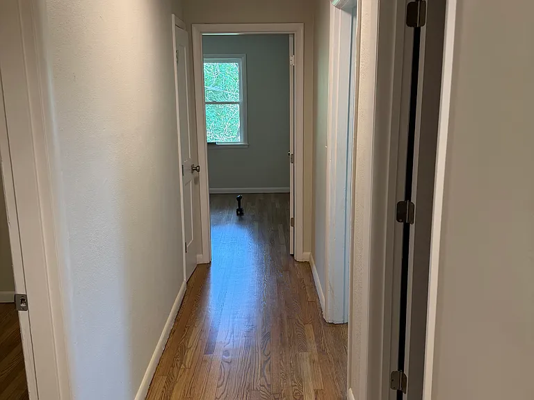 2825 Ridgemont Dr — Photo 20