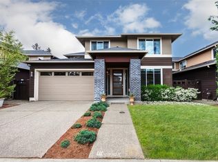 3812 NE 23rd Pl, Renton, WA 98056