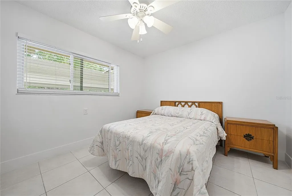 2 bed, 2.0 bath, 1120 sqft, $1,850 — Photo 4