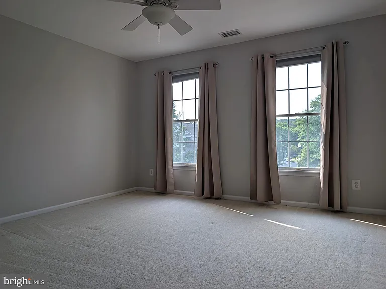 33 Trewbridge Ct — Photo 21
