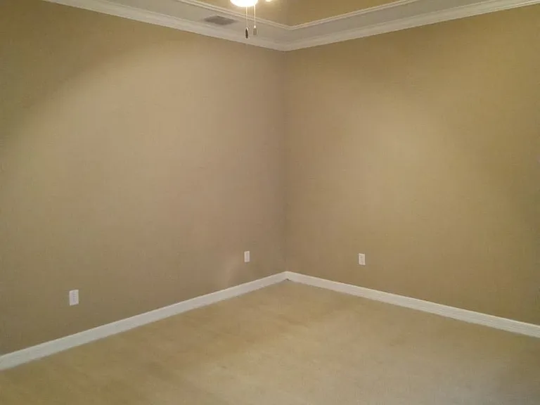 210 Captain Hm Shreve Blvd — Photo 14