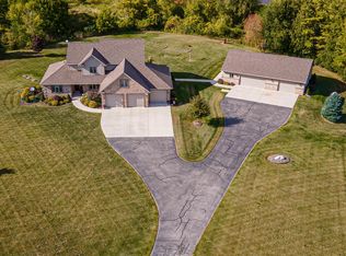11765 Hillside Dr, Reedsville, WI 54230