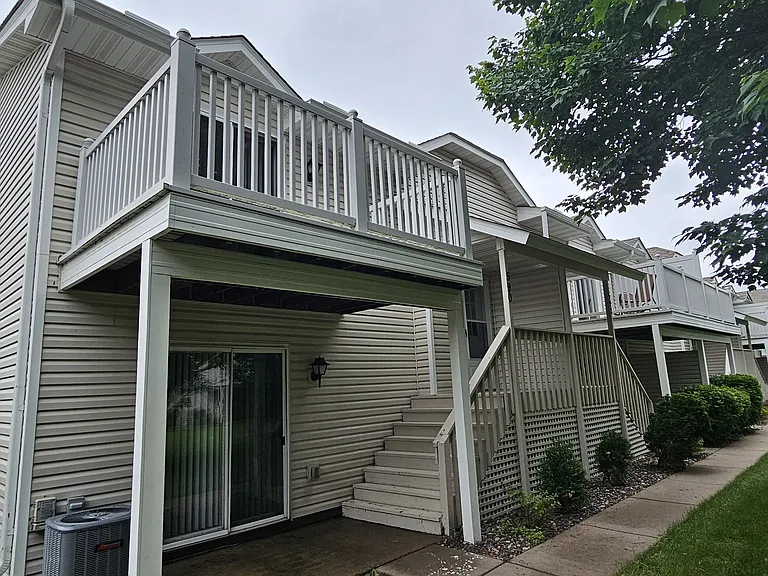 590 78th Ave NE — Photo 5