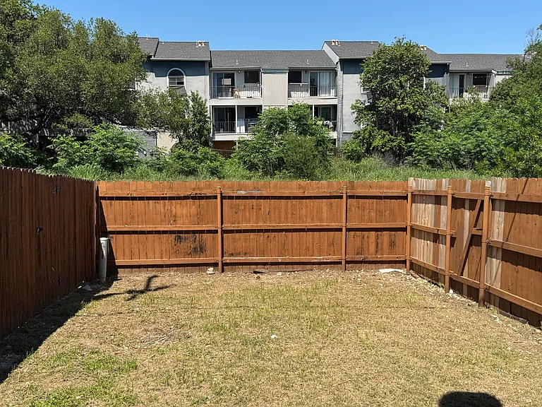 4107 Saint Charles Bay — Photo 31