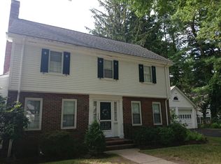 436 Vfw Pkwy, Brookline, MA 02467